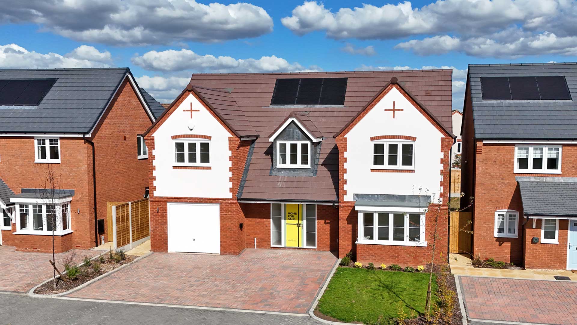 Maypole Place - New houses in Evesham